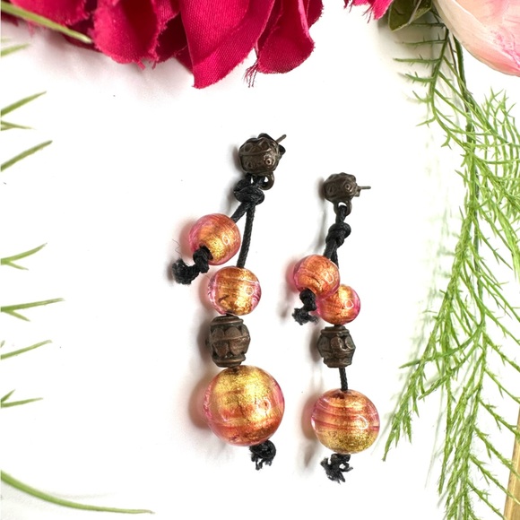 VINTAGE⚜️Retro Spun Glass Beaded Clip Earrings - Picture 3 of 4